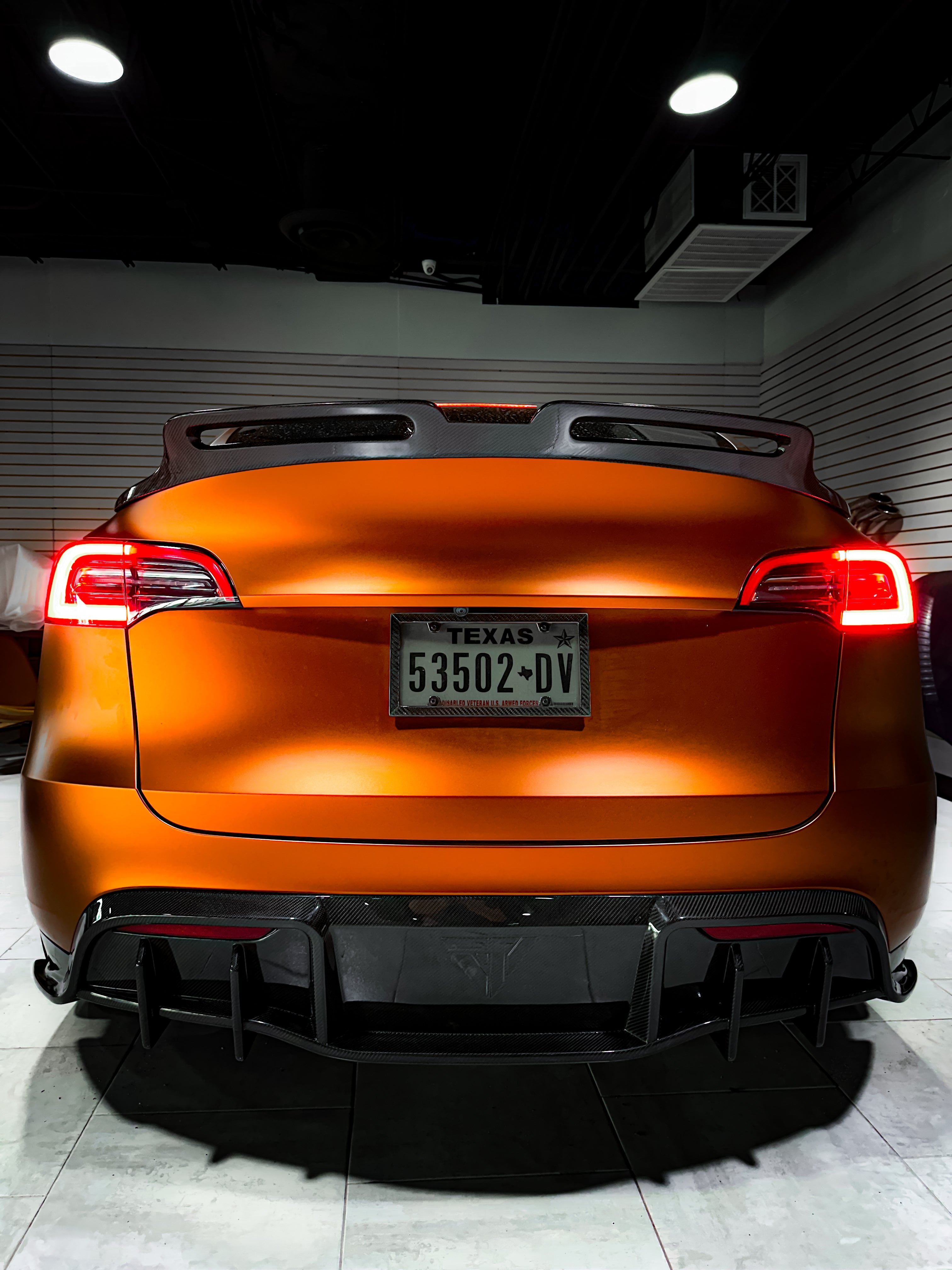 Future Design Carbon Fiber REAR DIFFUSER for Tesla Model Y / Performan