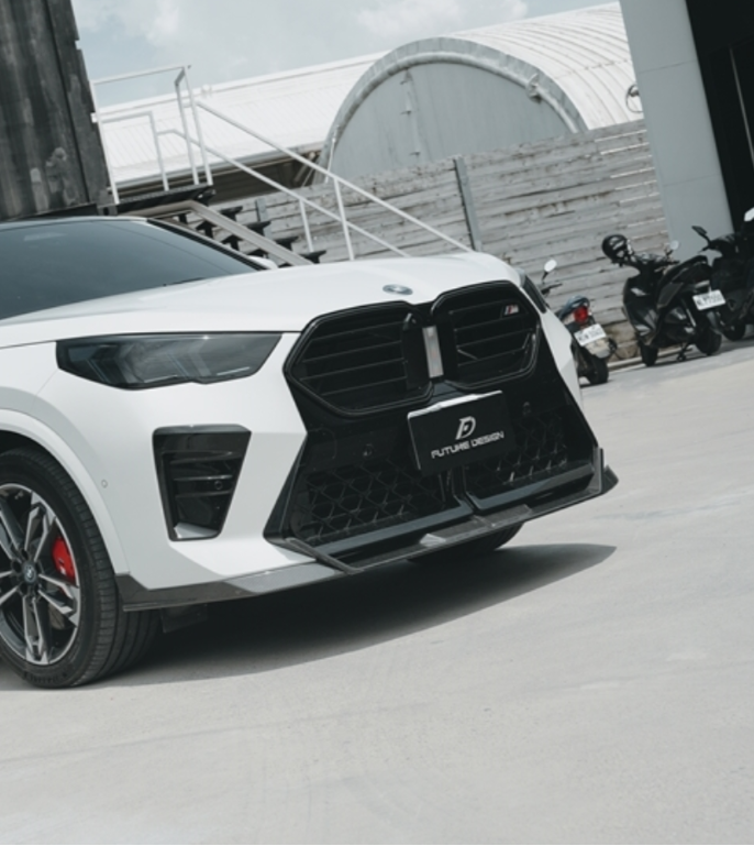 iX2 2024-ON U10 – Future Design Carbon