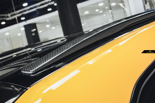 FD Carbon Fiber ROOF RACK TRIM for Lamborghini Urus
